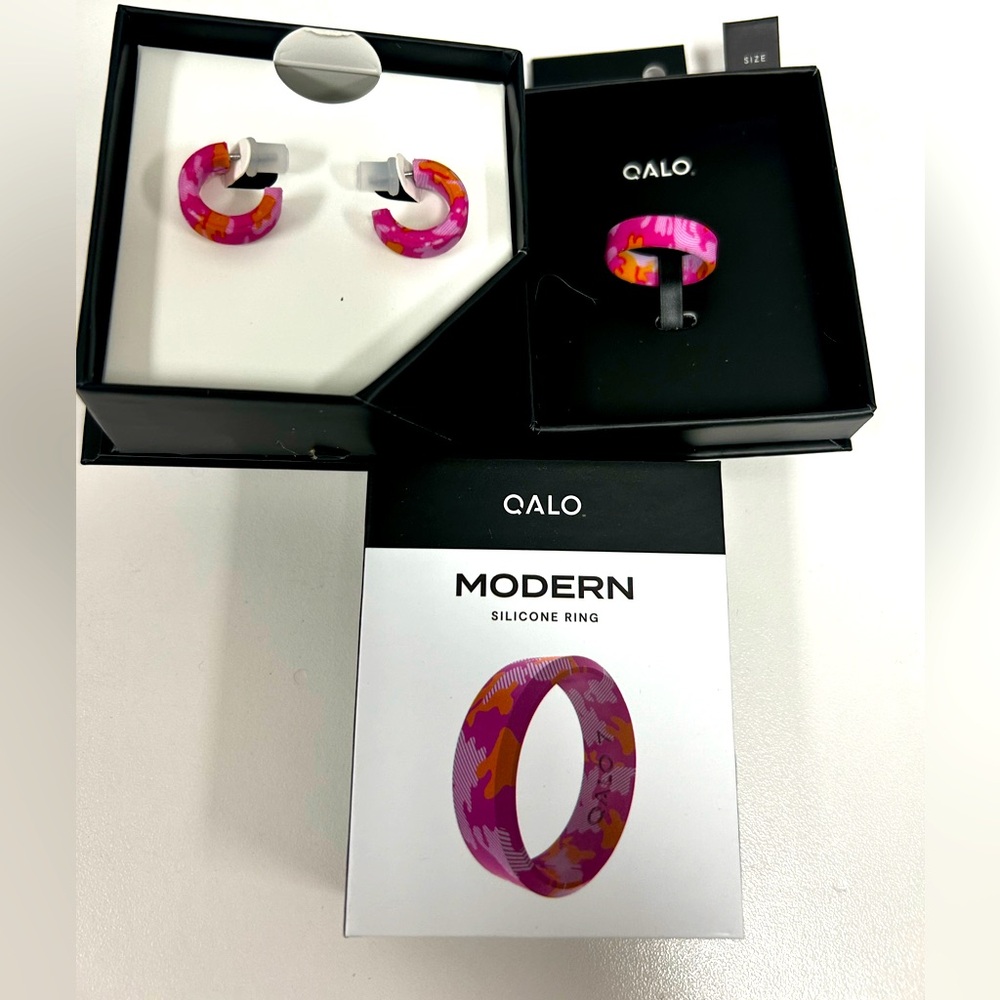 Silicon QALO earring and ring different sizes